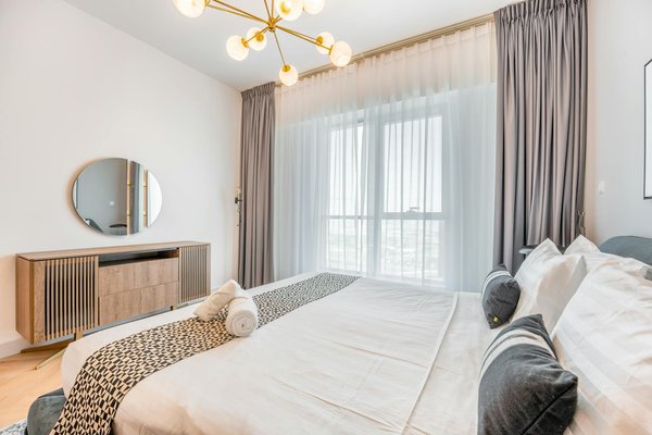 What is the best strategy for bidding in a property auction in Liverpool?